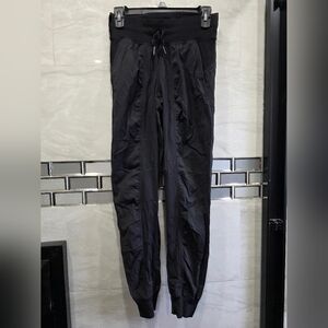 Lululemon athletica Women's Black Lightweight Dance Studio